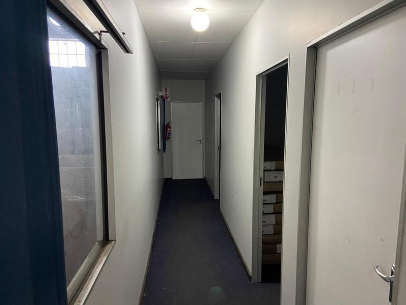 To Let commercial Property for Rent in Deal Party Eastern Cape